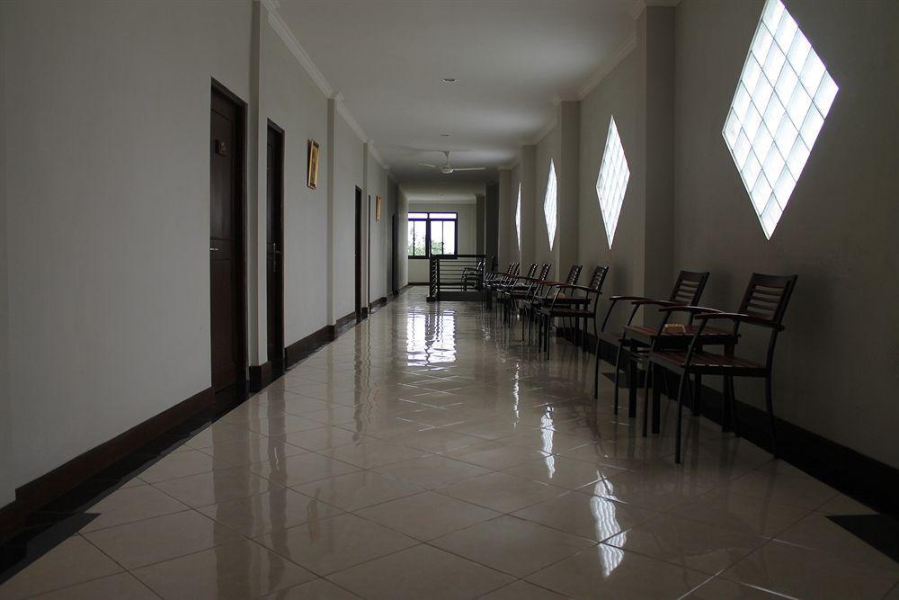 Tasik Jogja Hotel Yogyakarta Extérieur photo