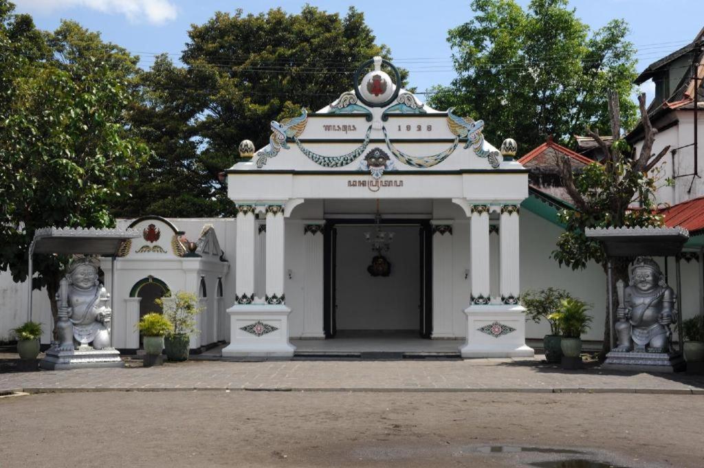 Tasik Jogja Hotel Yogyakarta Extérieur photo