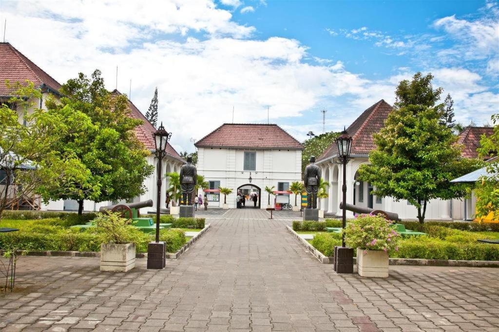 Tasik Jogja Hotel Yogyakarta Extérieur photo