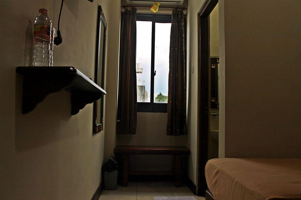 Tasik Jogja Hotel Yogyakarta Extérieur photo
