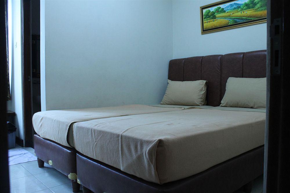 Tasik Jogja Hotel Yogyakarta Extérieur photo