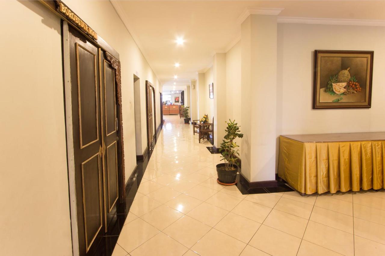 Tasik Jogja Hotel Yogyakarta Extérieur photo
